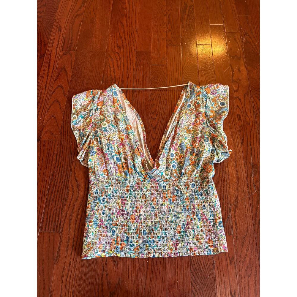 O'Neill Floral Smocked Flutter Sleeve Deep V-Neck Top Large - Picture 2 of 4